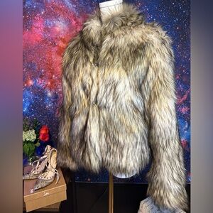 Fashion Nova faux fur fashion coat